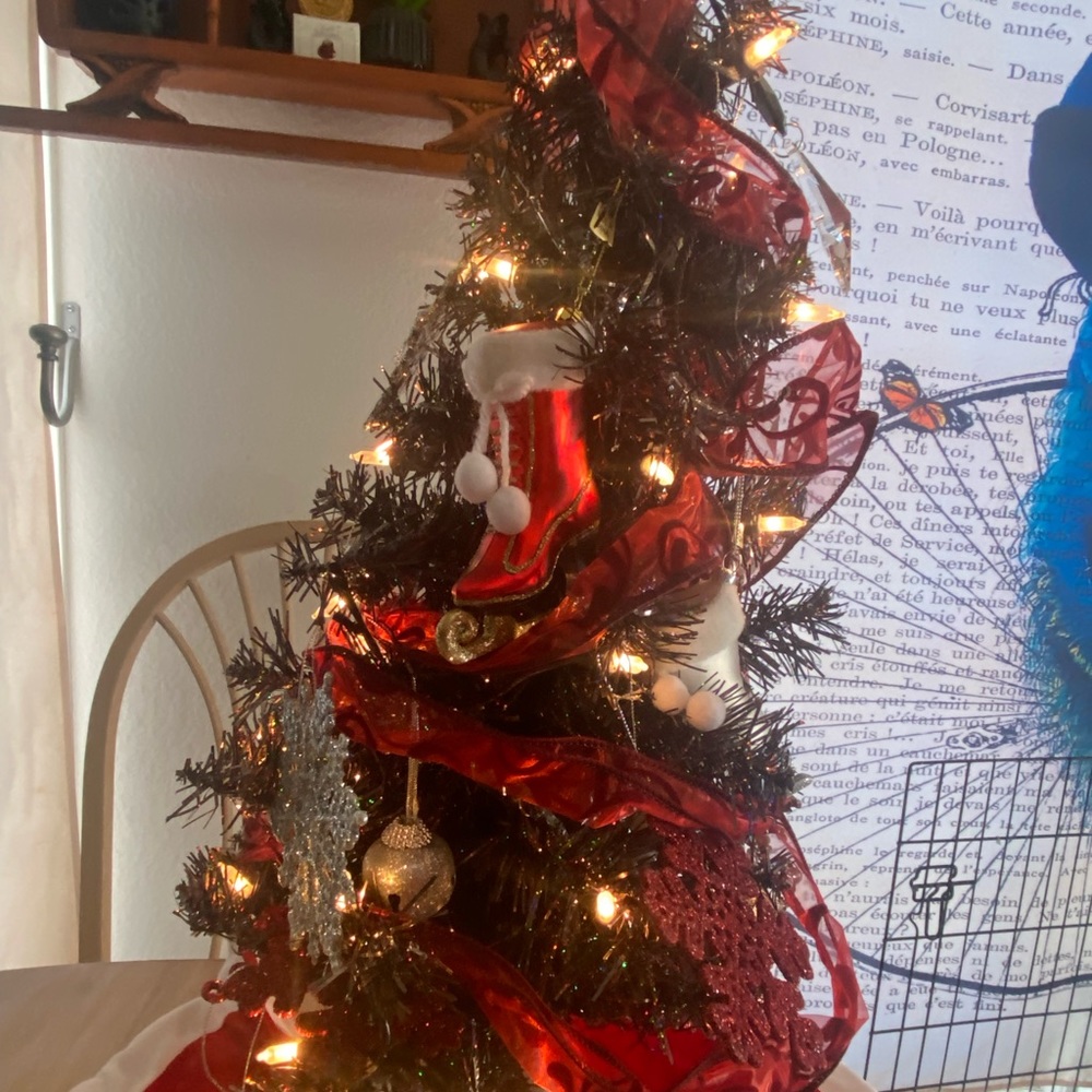 Black silver w red ornaments Christmas 24” table top tree